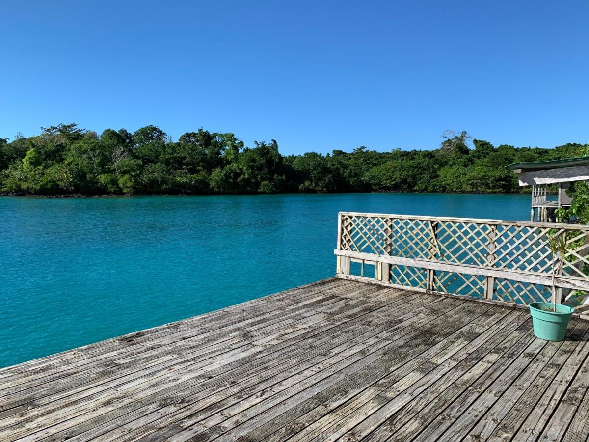 Lusia'S Lagoon Chalets Salelologa Zewnętrze zdjęcie