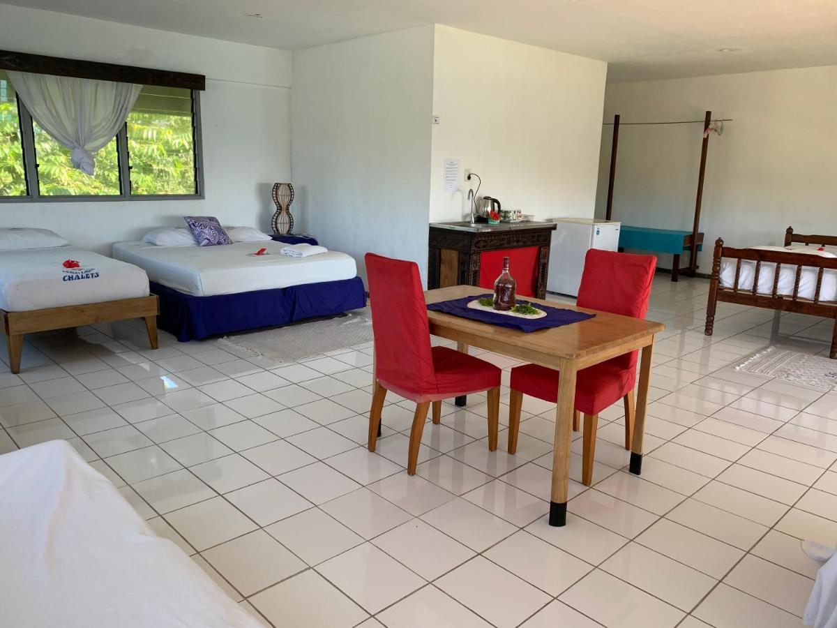Lusia'S Lagoon Chalets Salelologa Zewnętrze zdjęcie